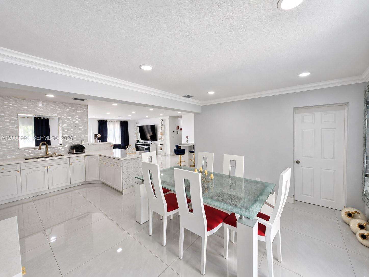 120 56th Ave, Hollywood, FL 33023 - For Sale photo 12