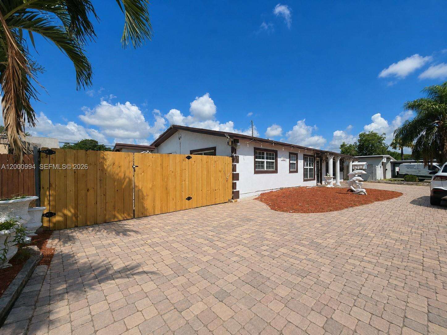 120 56th Ave, Hollywood, FL 33023 - For Sale photo 3