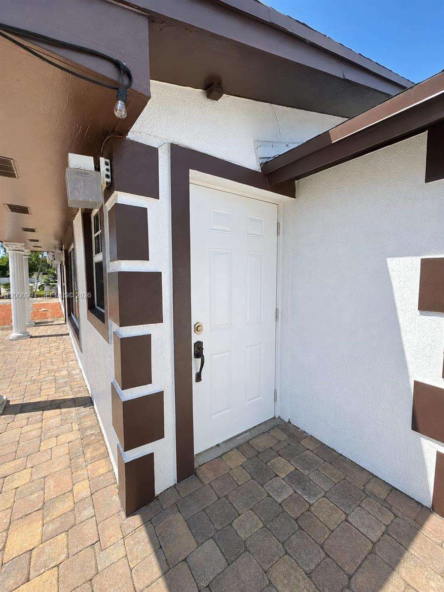 120 56th Ave, Hollywood, FL 33023 - For Sale photo 23
