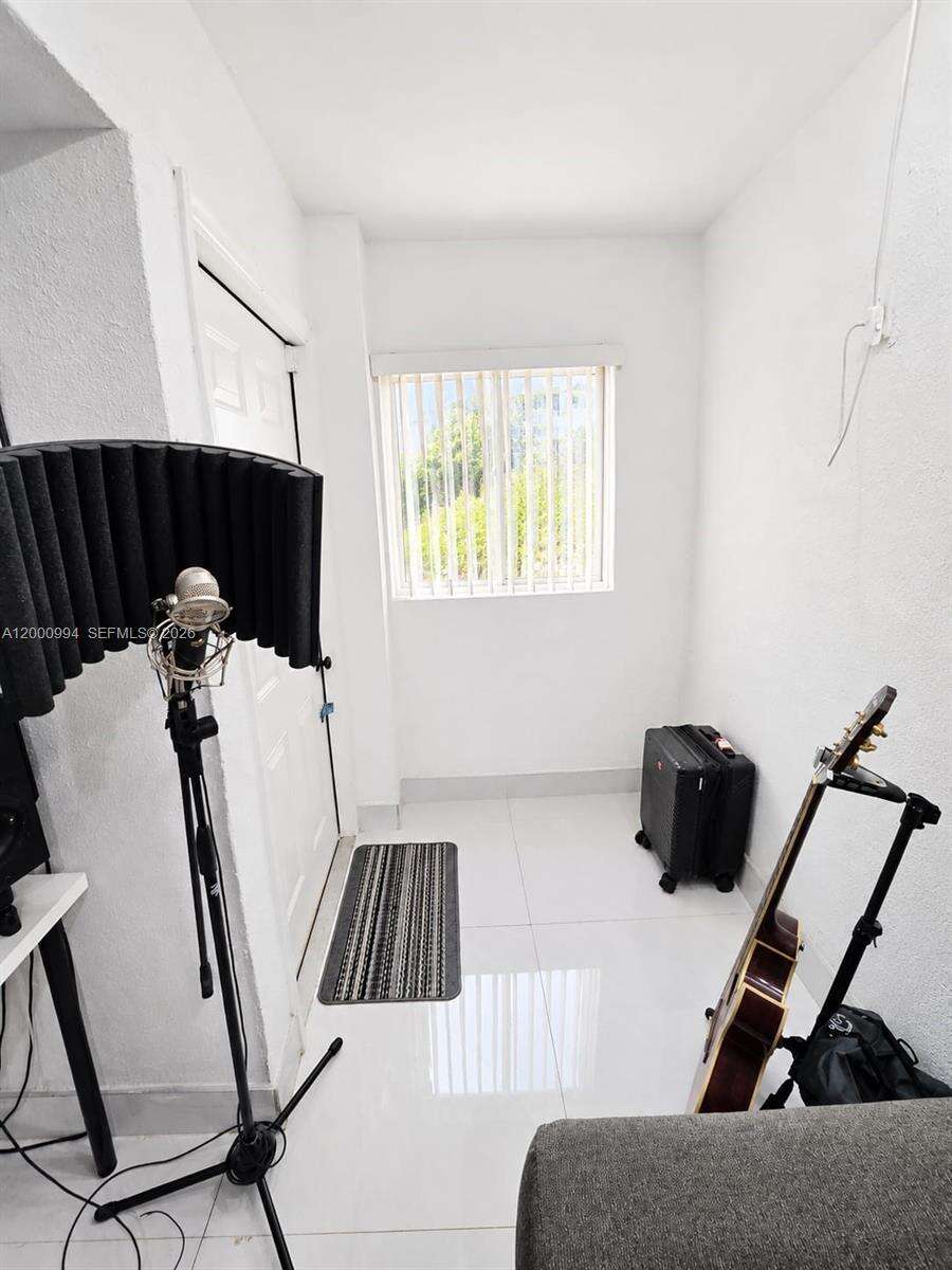 120 56th Ave, Hollywood, FL 33023 - For Sale photo 27