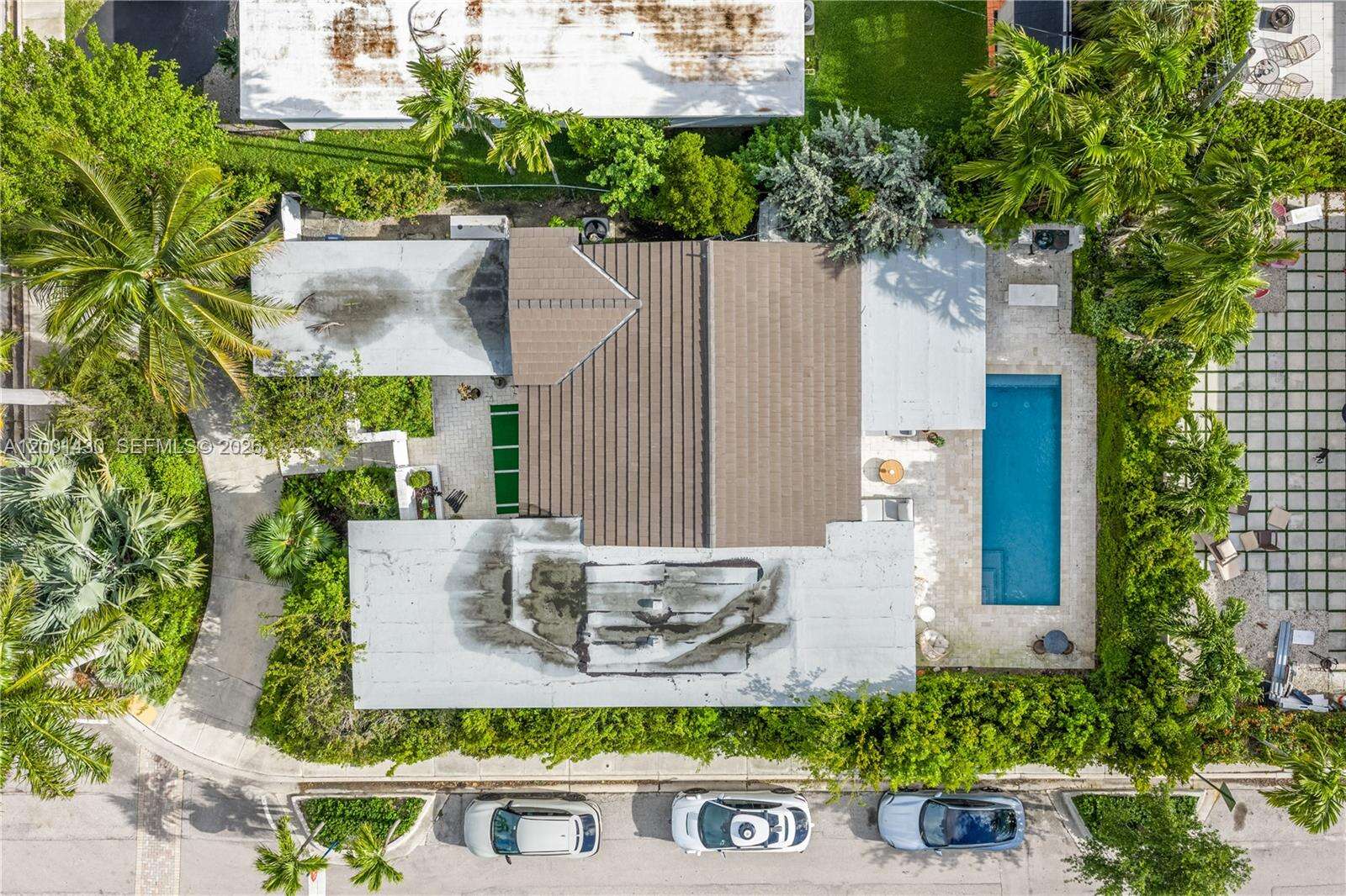 7501 Adventure Ave, North Bay Village, FL 33141 | Picture 2