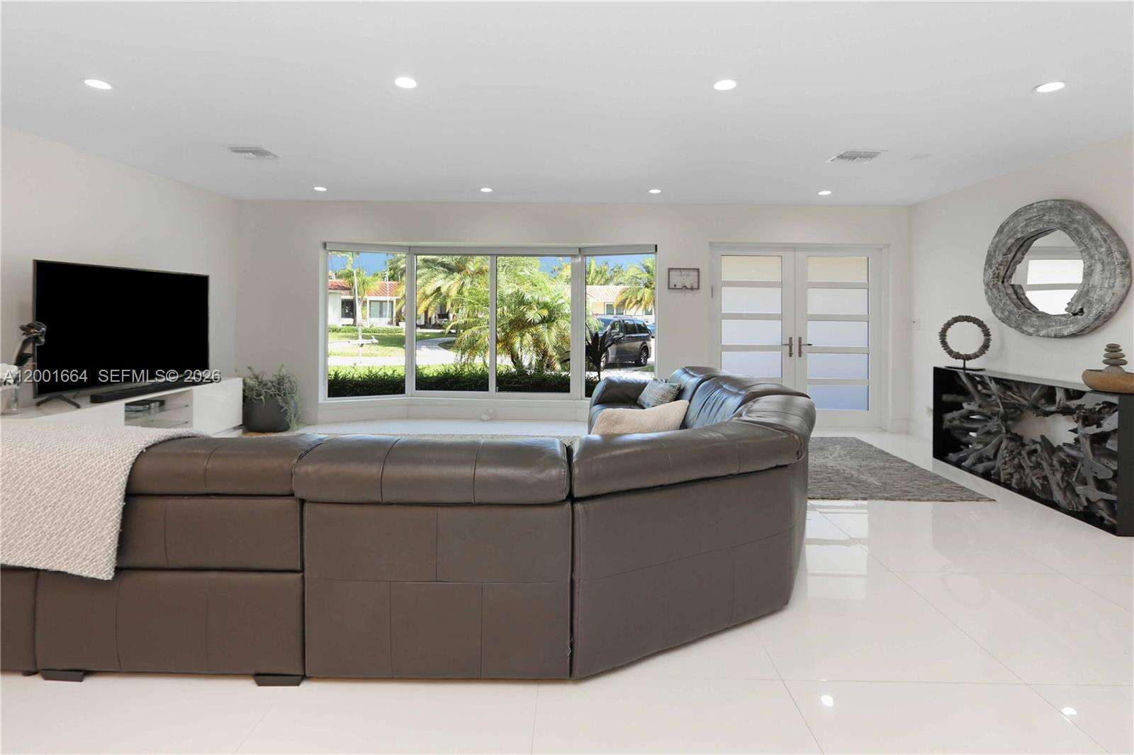 1220 Azalea Cres, Hollywood, FL 33019 | Picture 18