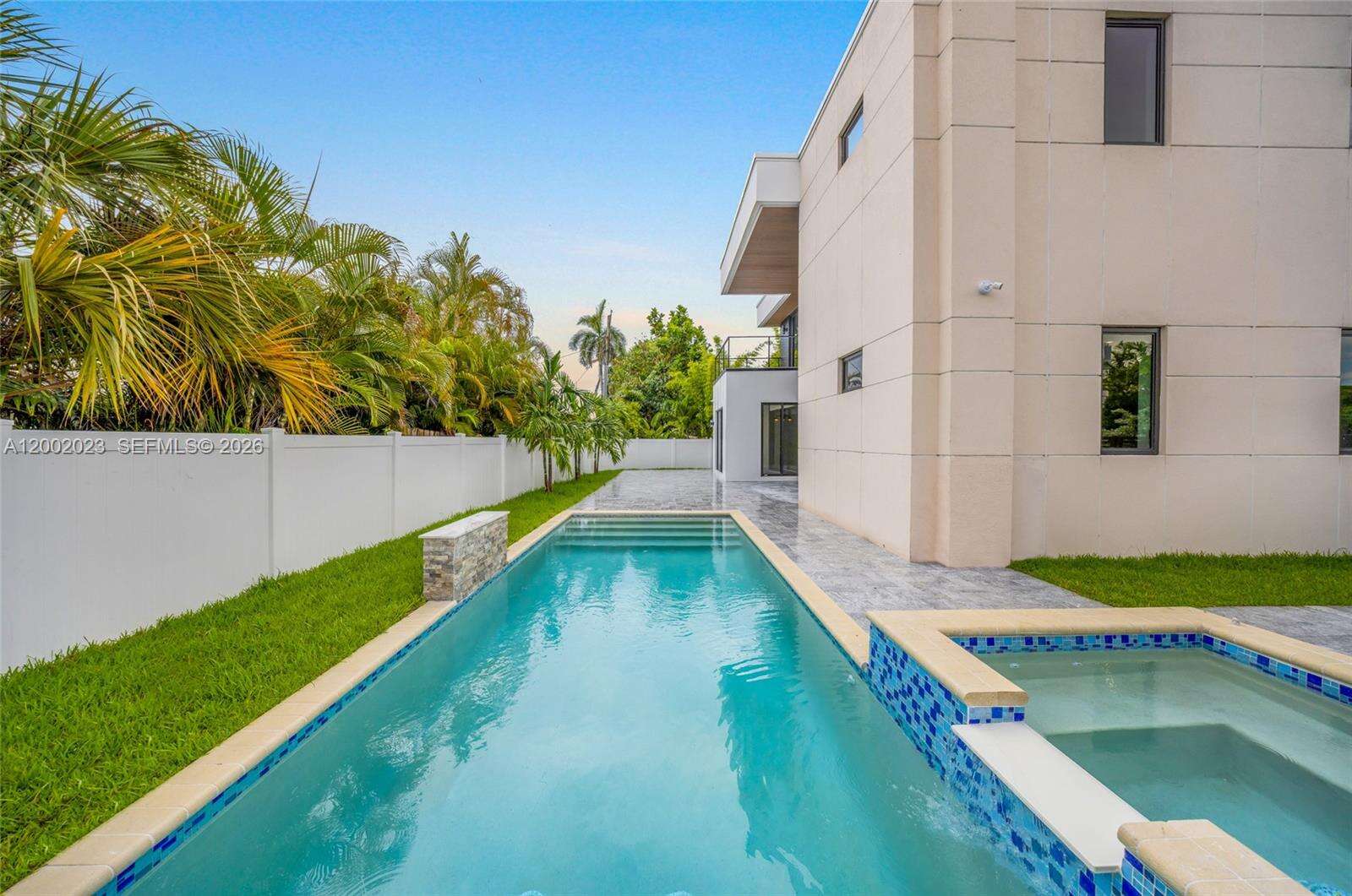 750 16th Ave, Fort Lauderdale, FL 33304 | Picture 3