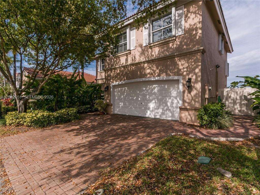1590 Seagrape Way, Hollywood, FL 33019 | Picture 12