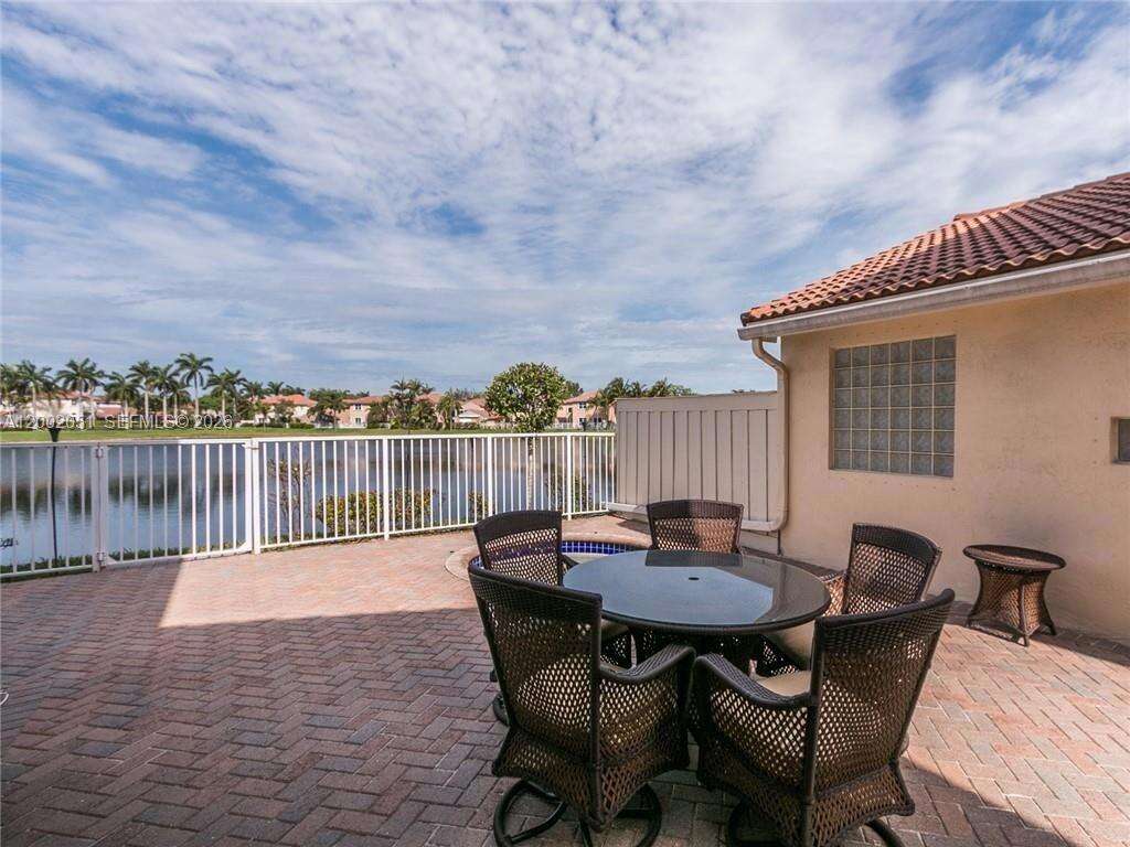 1590 Seagrape Way, Hollywood, FL 33019 | Picture 5