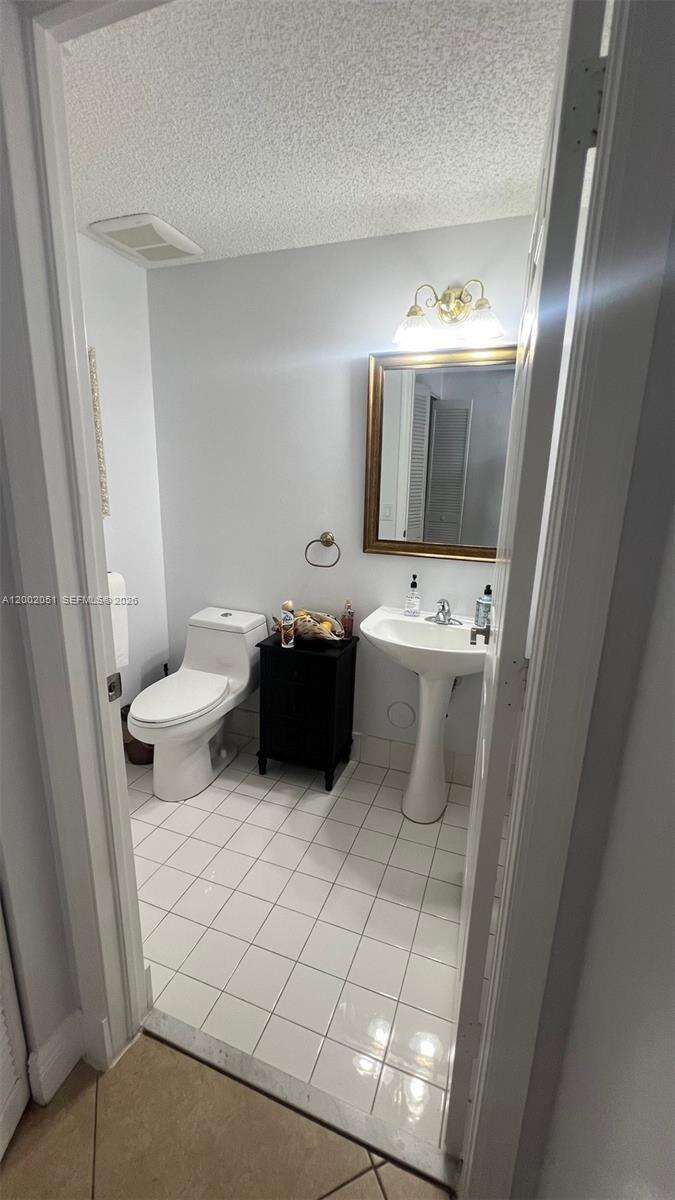 1590 Seagrape Way, Hollywood, FL 33019 | Picture 42