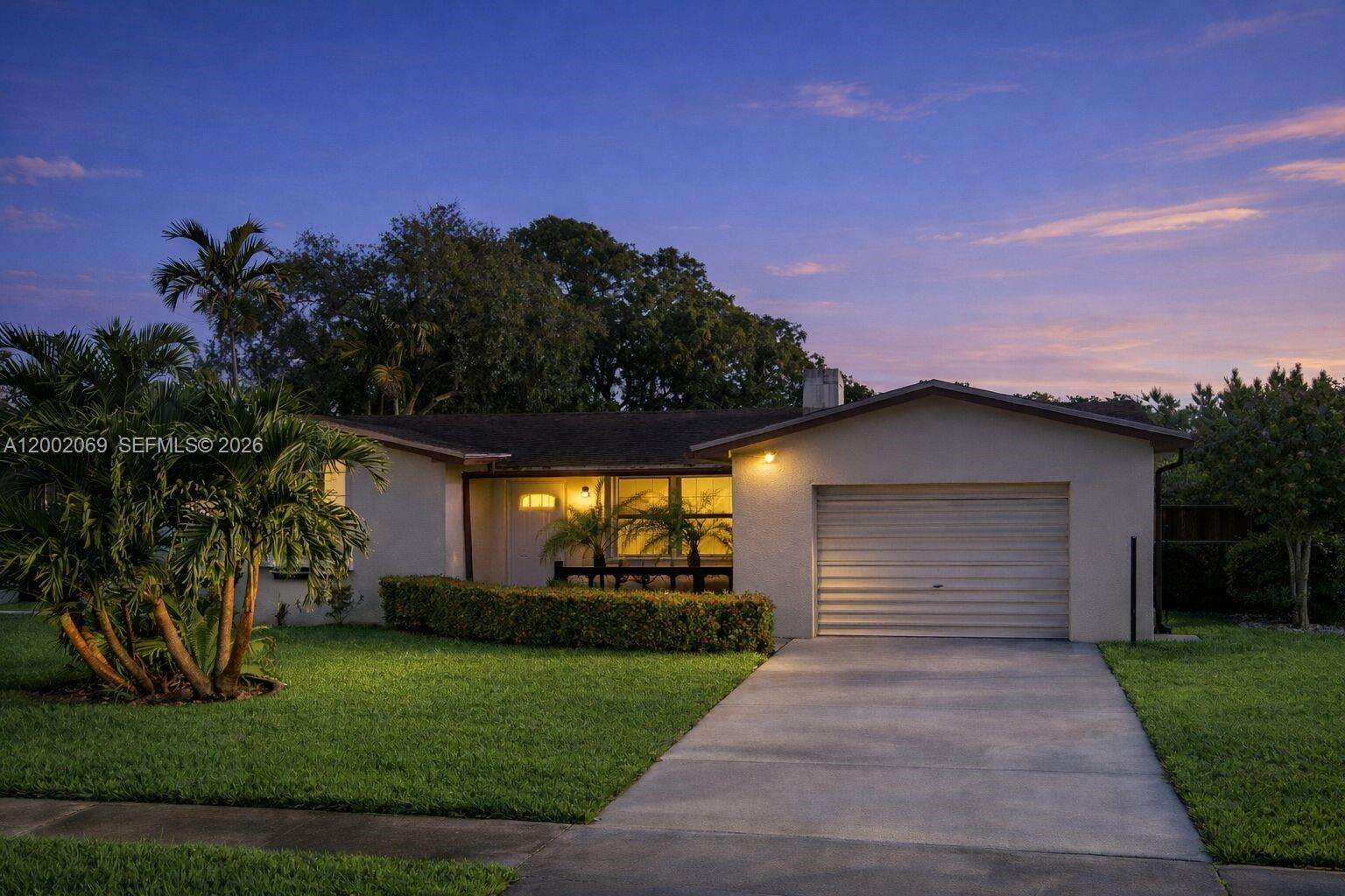 4323 Harrison St, Hollywood, FL 33021 | Picture 1