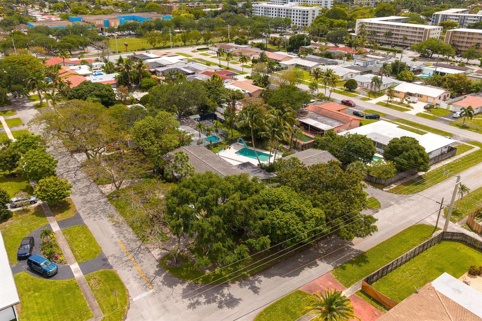 4734 Jefferson, Hollywood, FL 33021 - For Sale photo 4