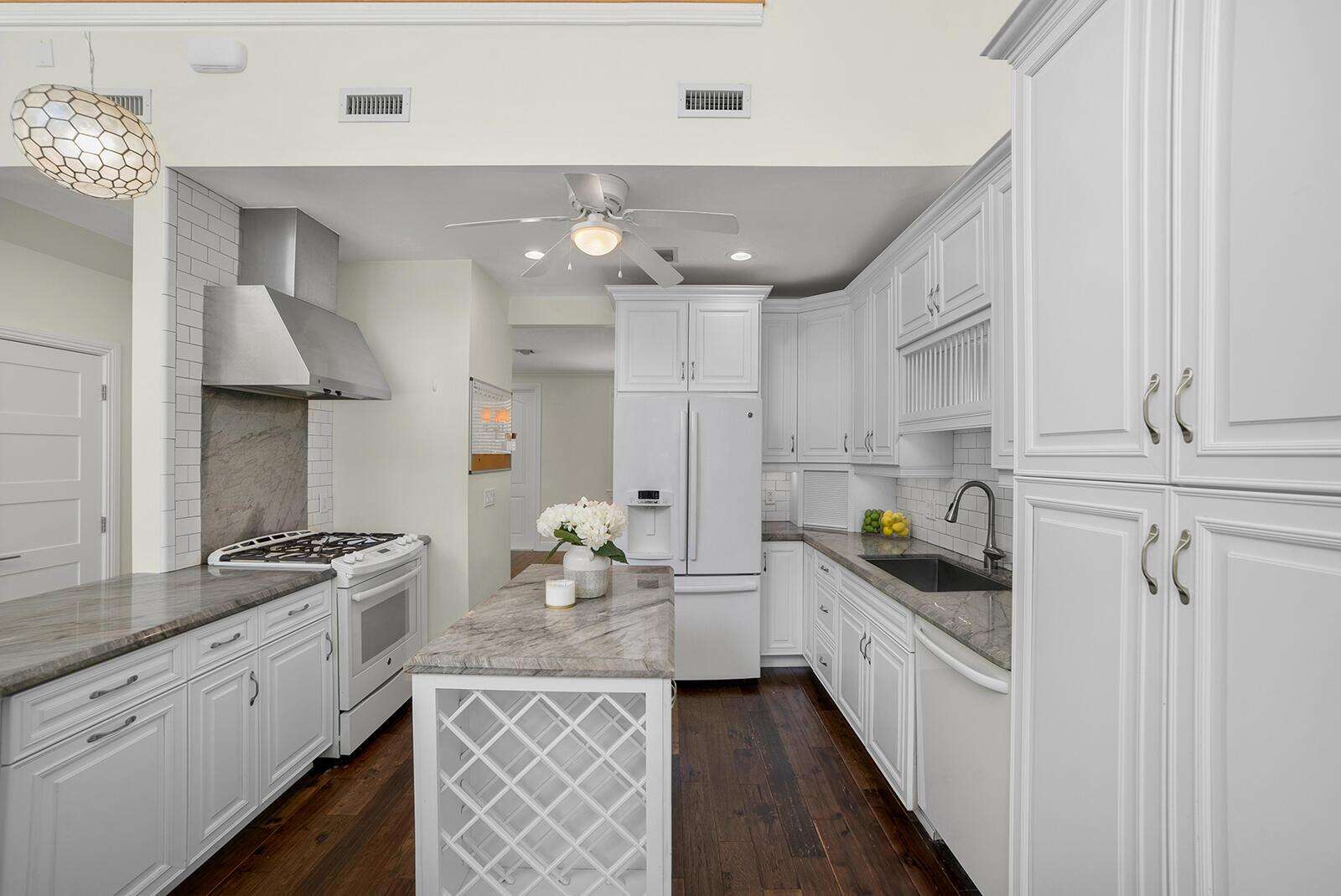 216 10th, Fort Lauderdale, FL 33316 - For Sale photo 7