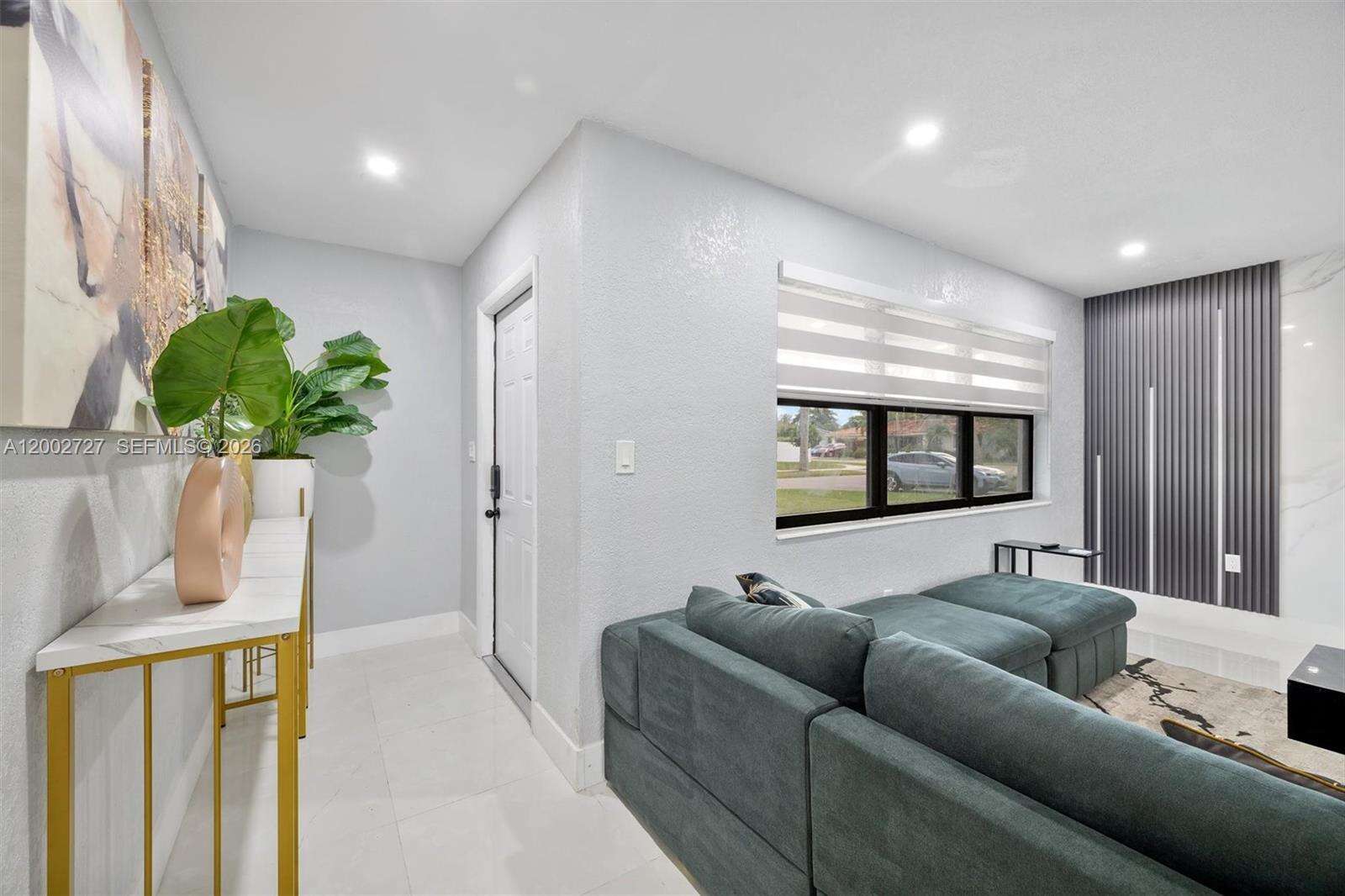 14760 Spur Dr, Miami, FL 33161 - For Sale photo 4