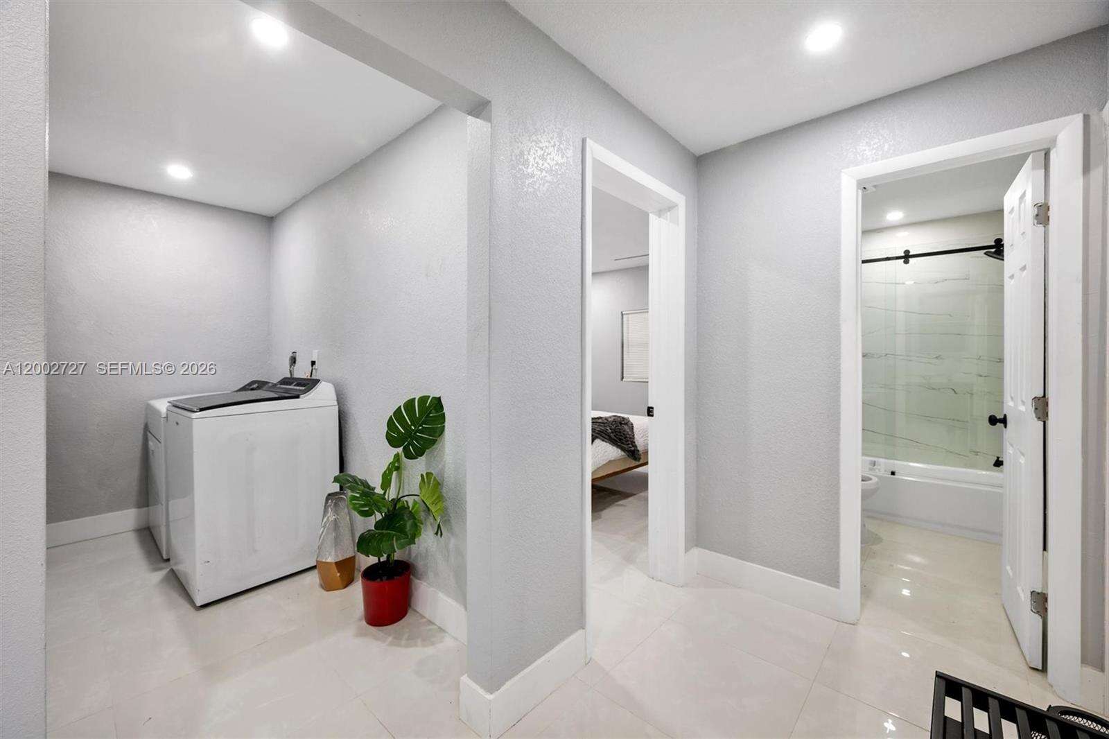 14760 Spur Dr, Miami, FL 33161 - For Sale photo 42