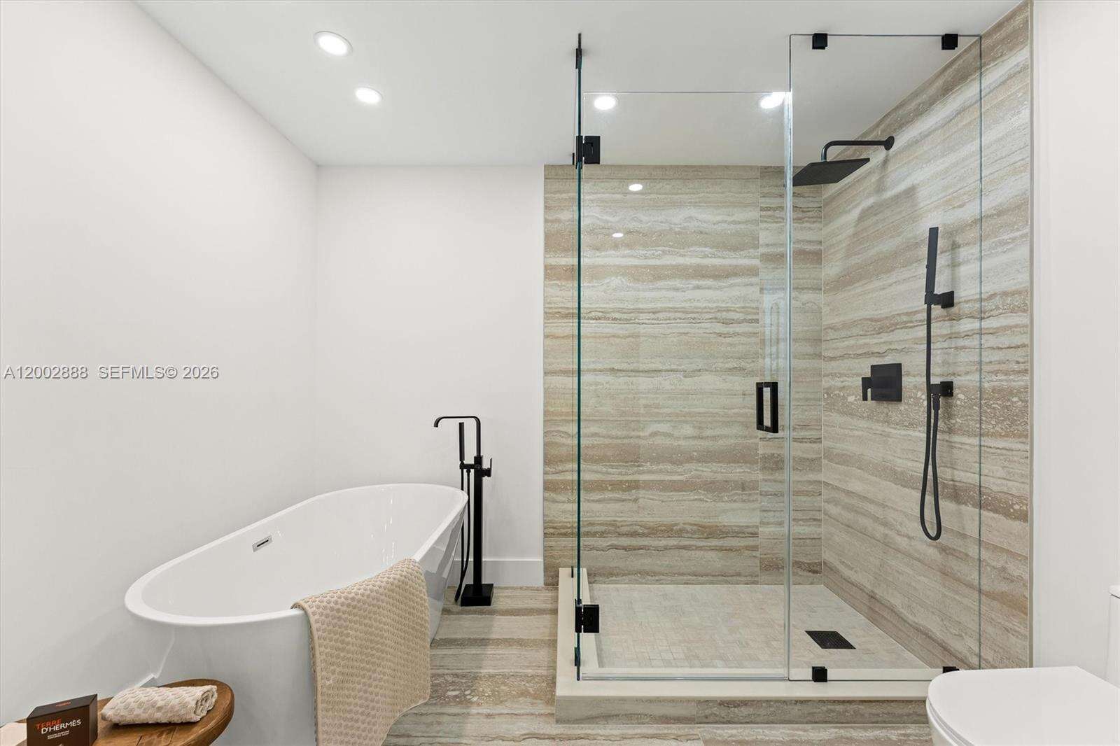 19731 24th Ave, Miami, FL 33180 | Picture 22