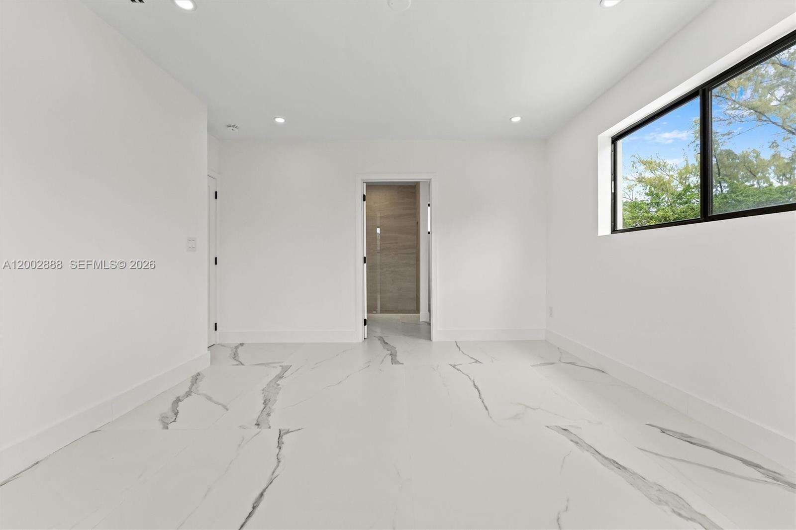 19731 24th Ave, Miami, FL 33180 | Picture 25