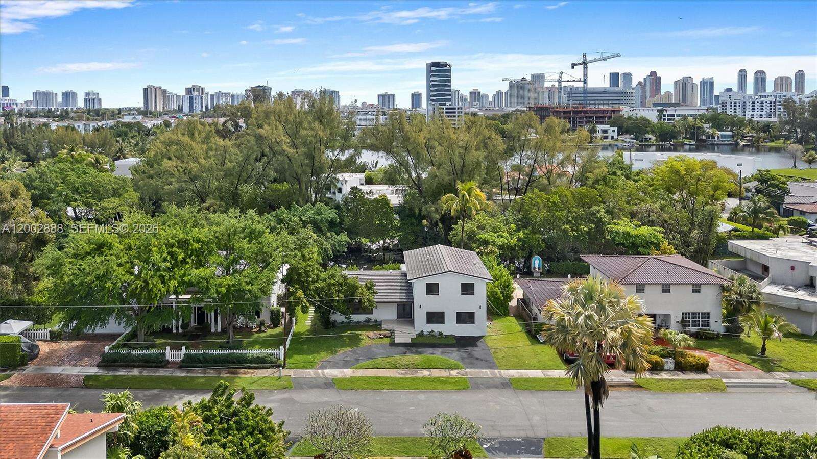 19731 24th Ave, Miami, FL 33180 | Picture 37