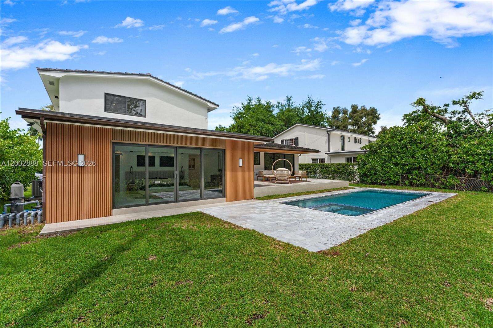 19731 24th Ave, Miami, FL 33180 | Picture 40