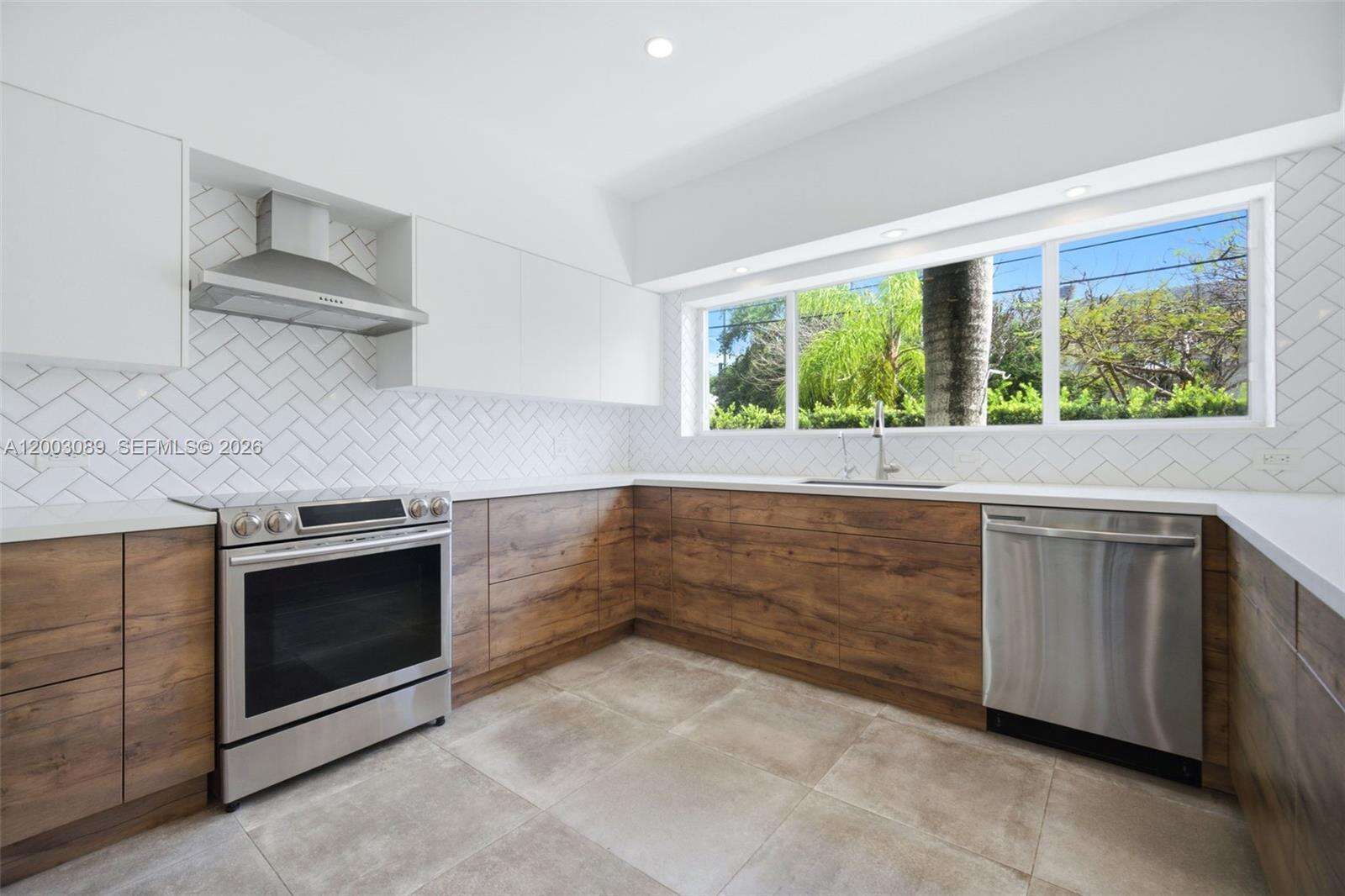 2300 Miami Ave, Miami, FL 33129 | Picture 11