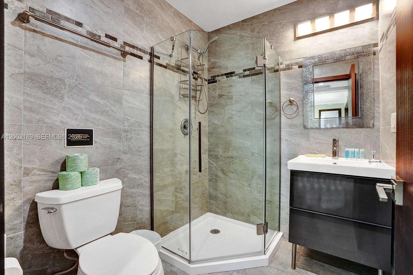 1318 Washington St, Hollywood, FL 33019 | Picture 17