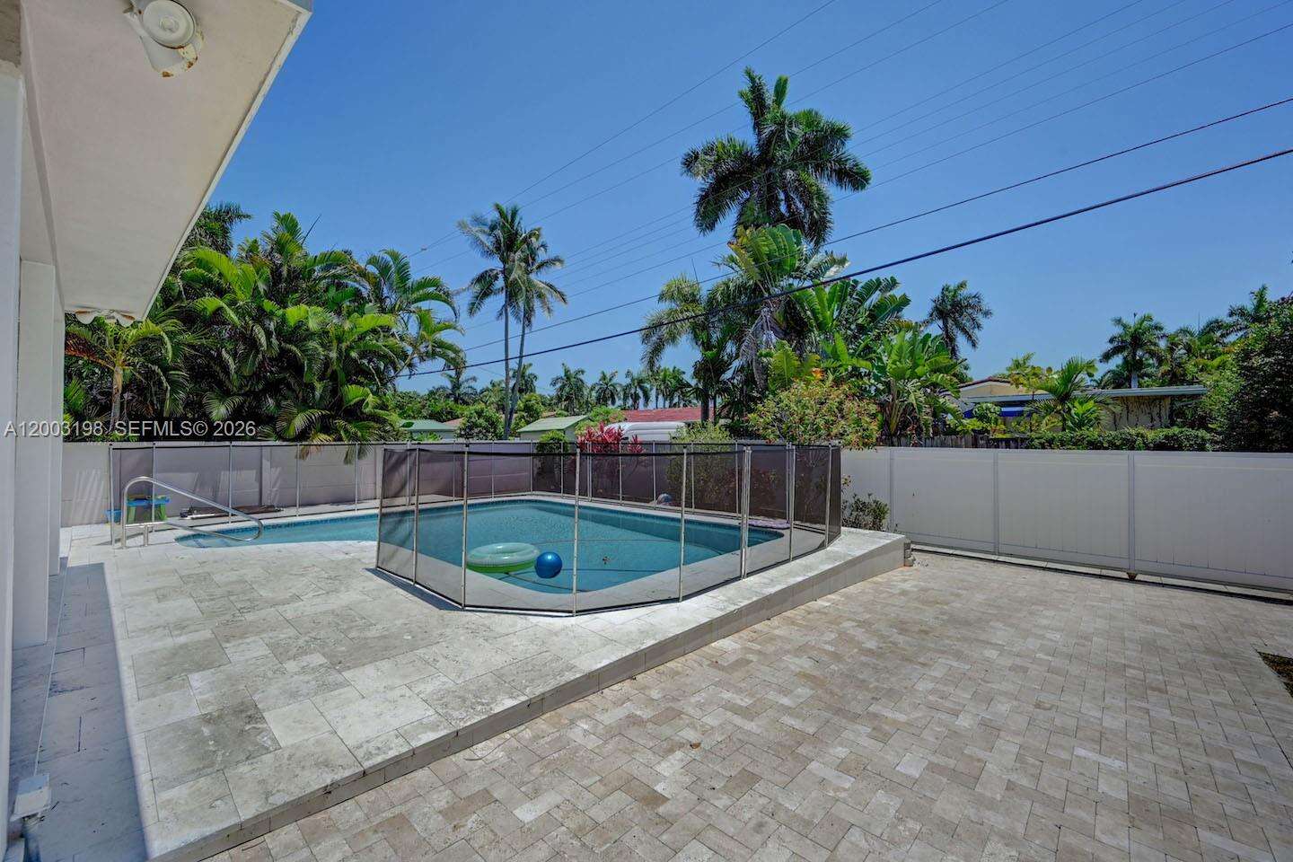 932 Polk St, Hollywood, FL 33019 | Picture 12