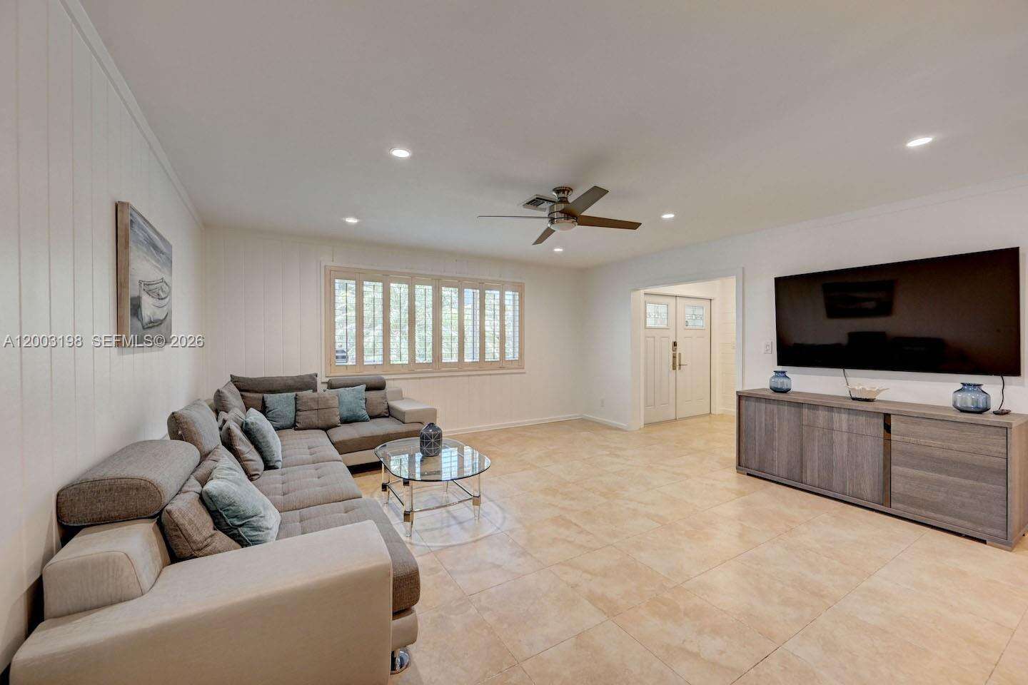 932 Polk St, Hollywood, FL 33019 | Picture 4
