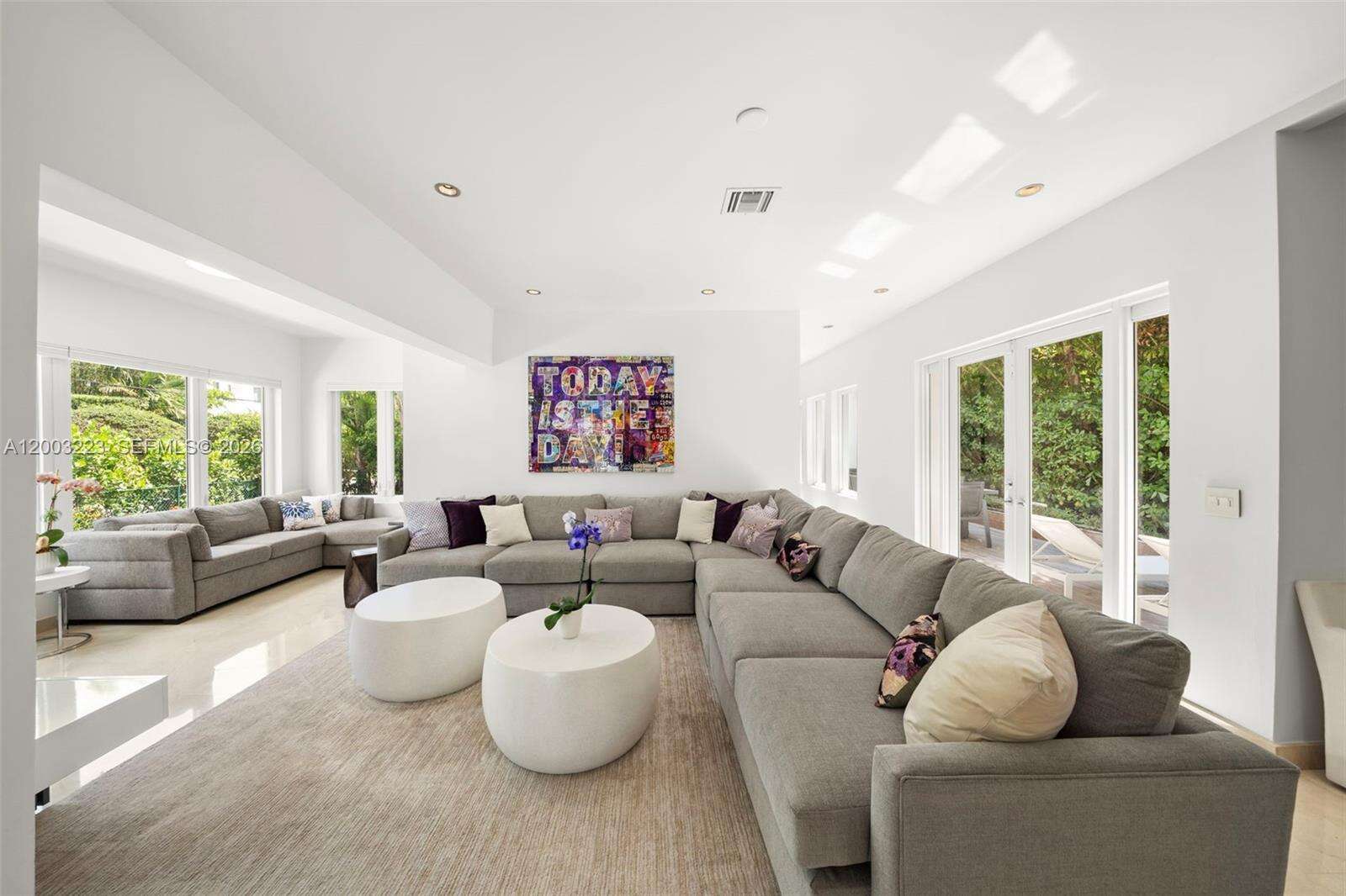 330 San Marino Dr, Miami Beach, FL 33139 | Picture 13