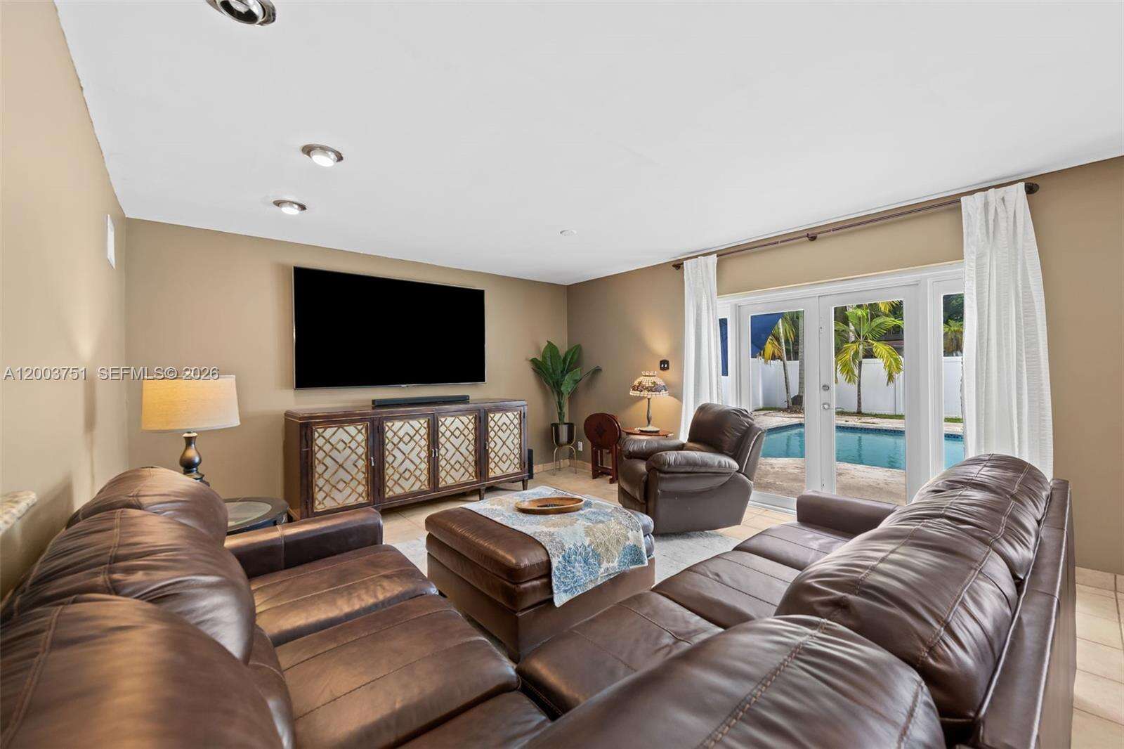 1925 39th Ave, Hollywood, FL 33021 | Picture 11