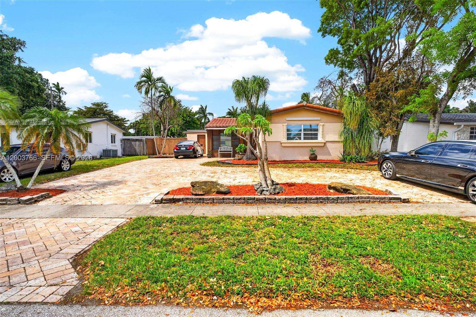 6551 Sherman St, Hollywood, FL 33024 - For Sale photo 3