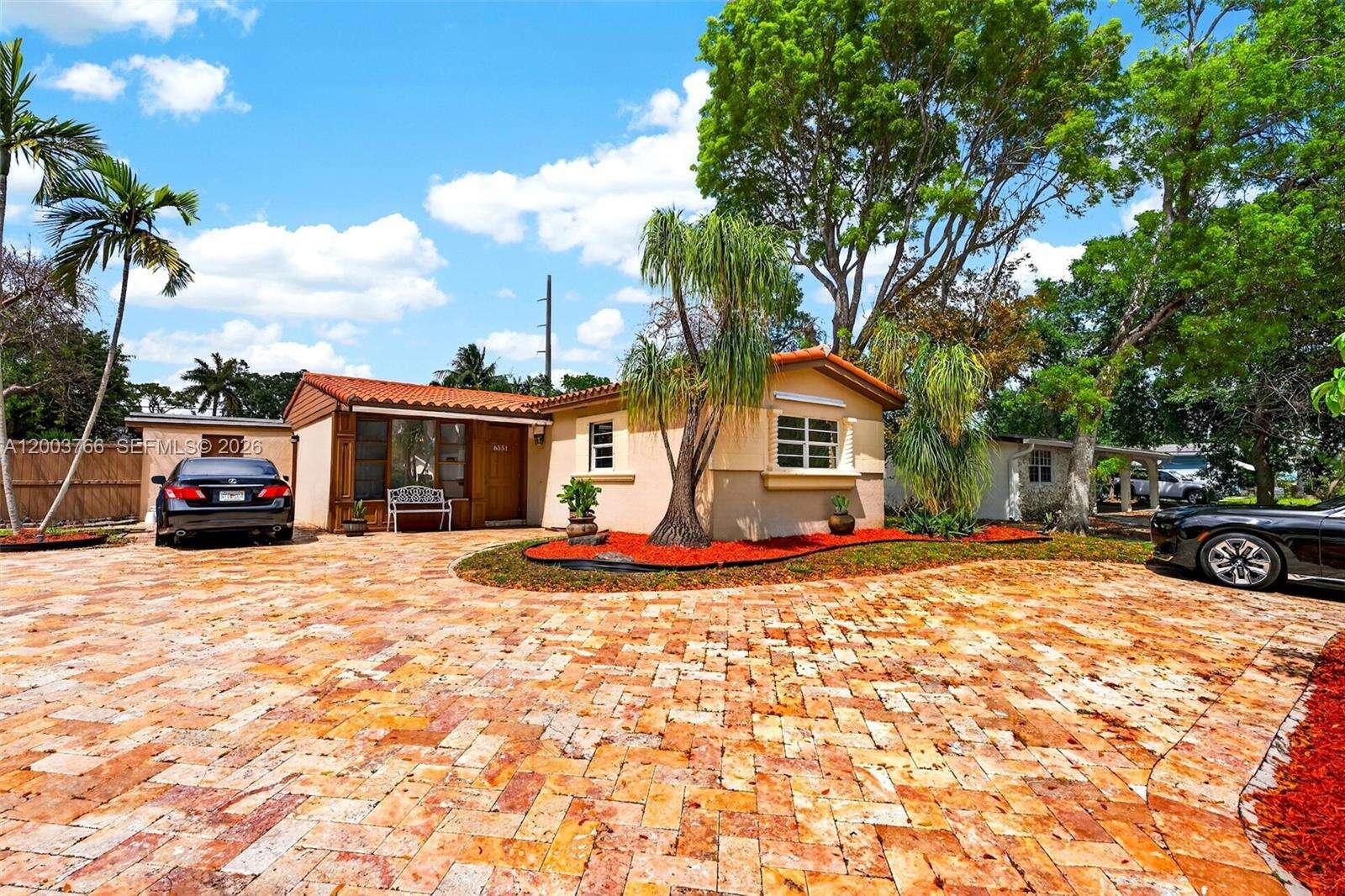 6551 Sherman St, Hollywood, FL 33024 - For Sale photo 4