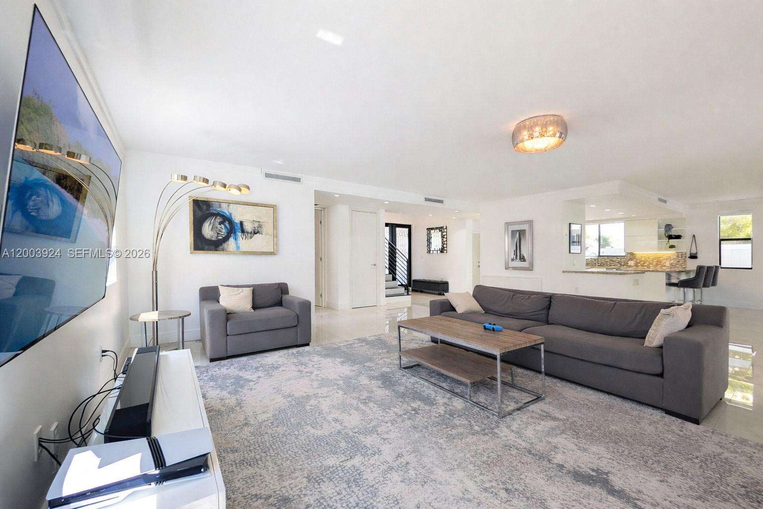 471 30th Rd, Miami, FL 33129 | Picture 8