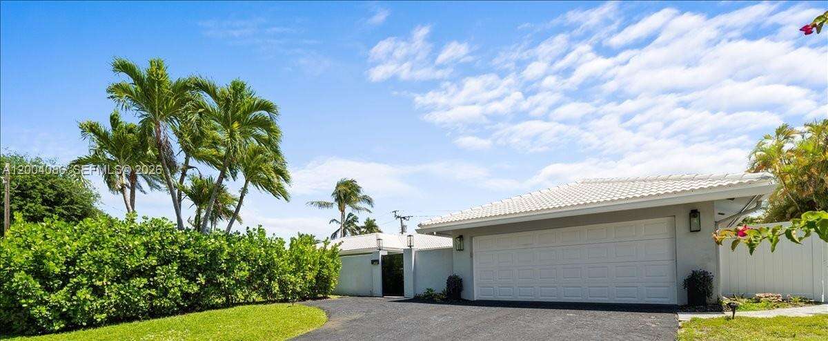 2632 35th St, Fort Lauderdale, FL 33306 - For Sale photo 2
