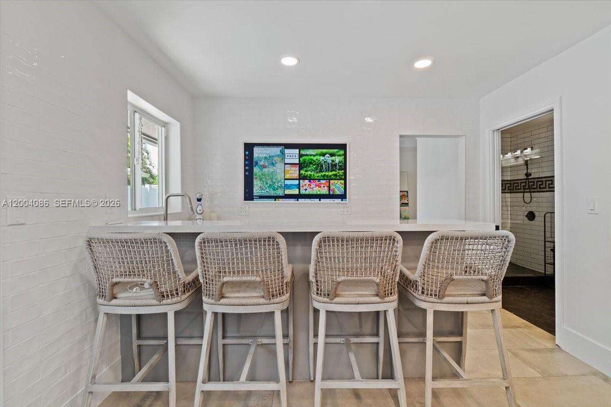 2632 35th St, Fort Lauderdale, FL 33306 - For Sale photo 11