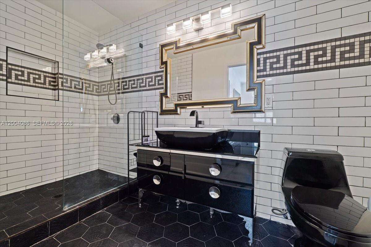 2632 35th St, Fort Lauderdale, FL 33306 - For Sale photo 18