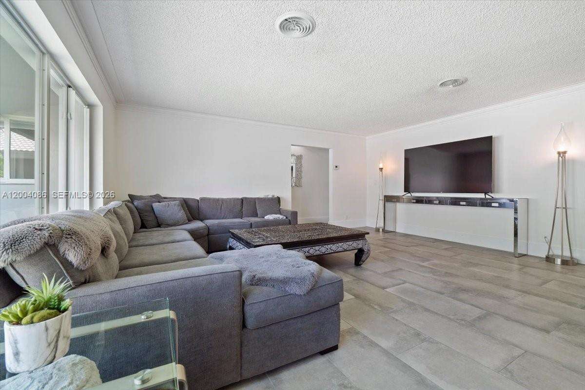 2632 35th St, Fort Lauderdale, FL 33306 - For Sale photo 6