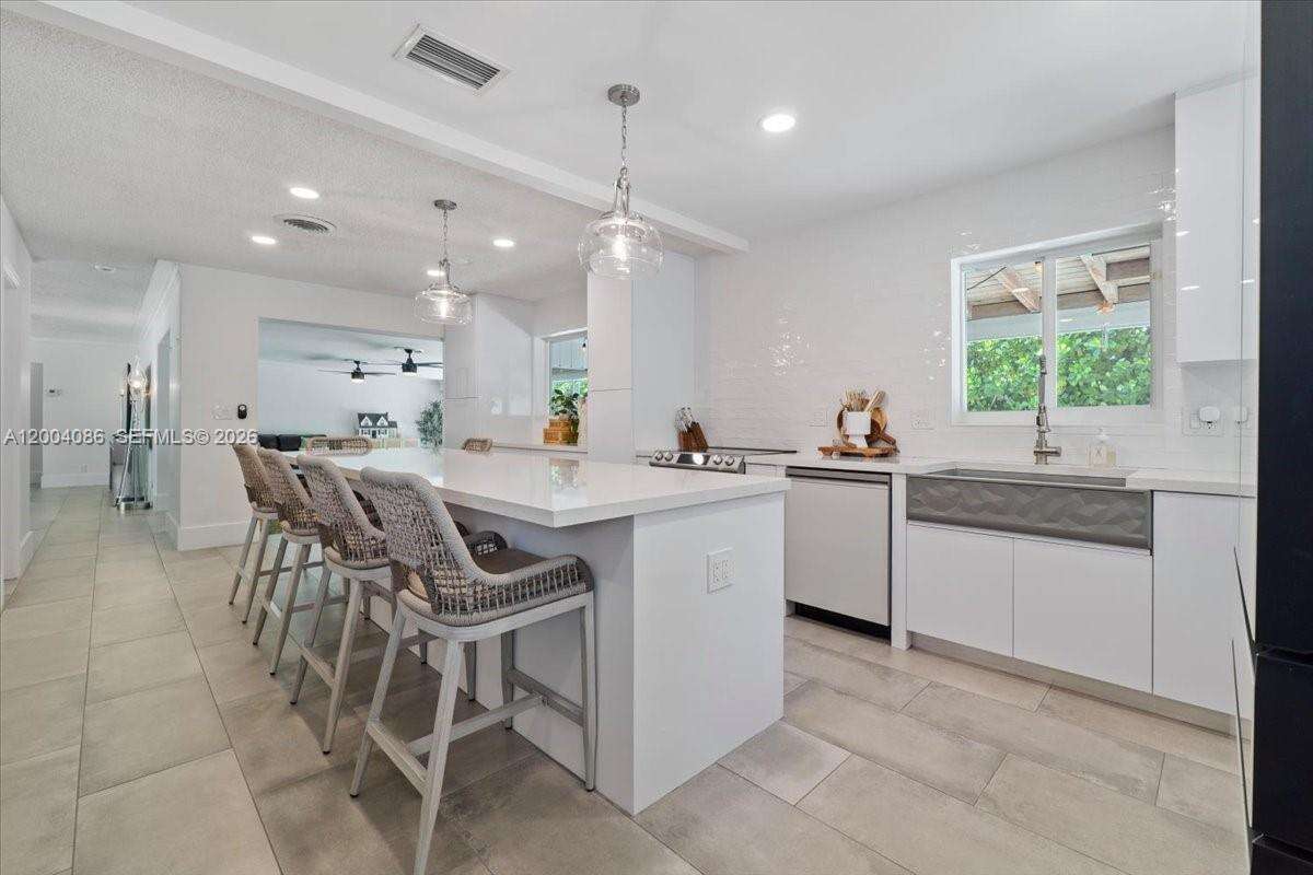 2632 35th St, Fort Lauderdale, FL 33306 - For Sale photo 9