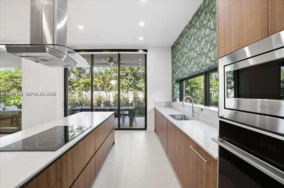 4354 Alton Rd, Miami Beach, FL 33140 | Picture 11