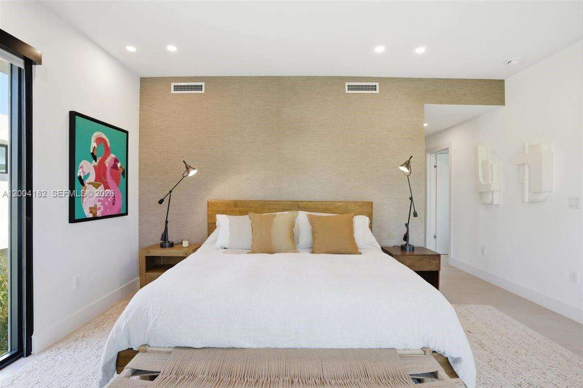 4354 Alton Rd, Miami Beach, FL 33140 | Picture 17