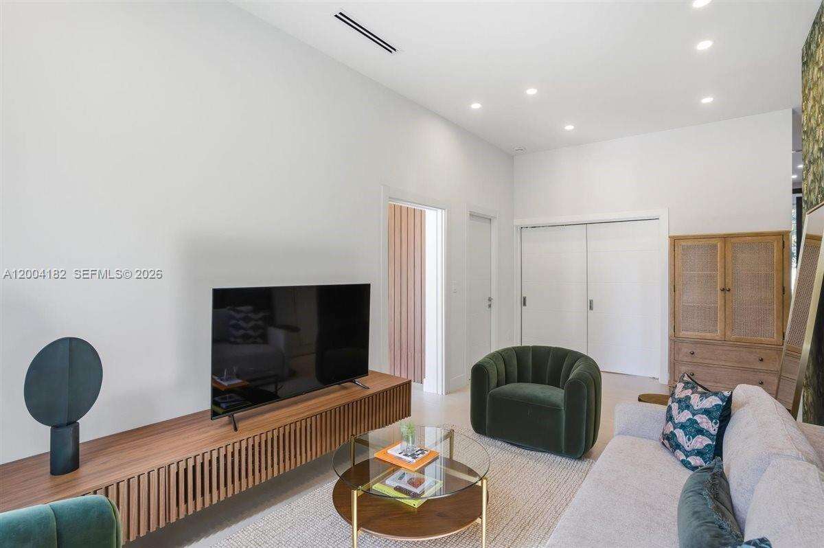 4354 Alton Rd, Miami Beach, FL 33140 | Picture 8