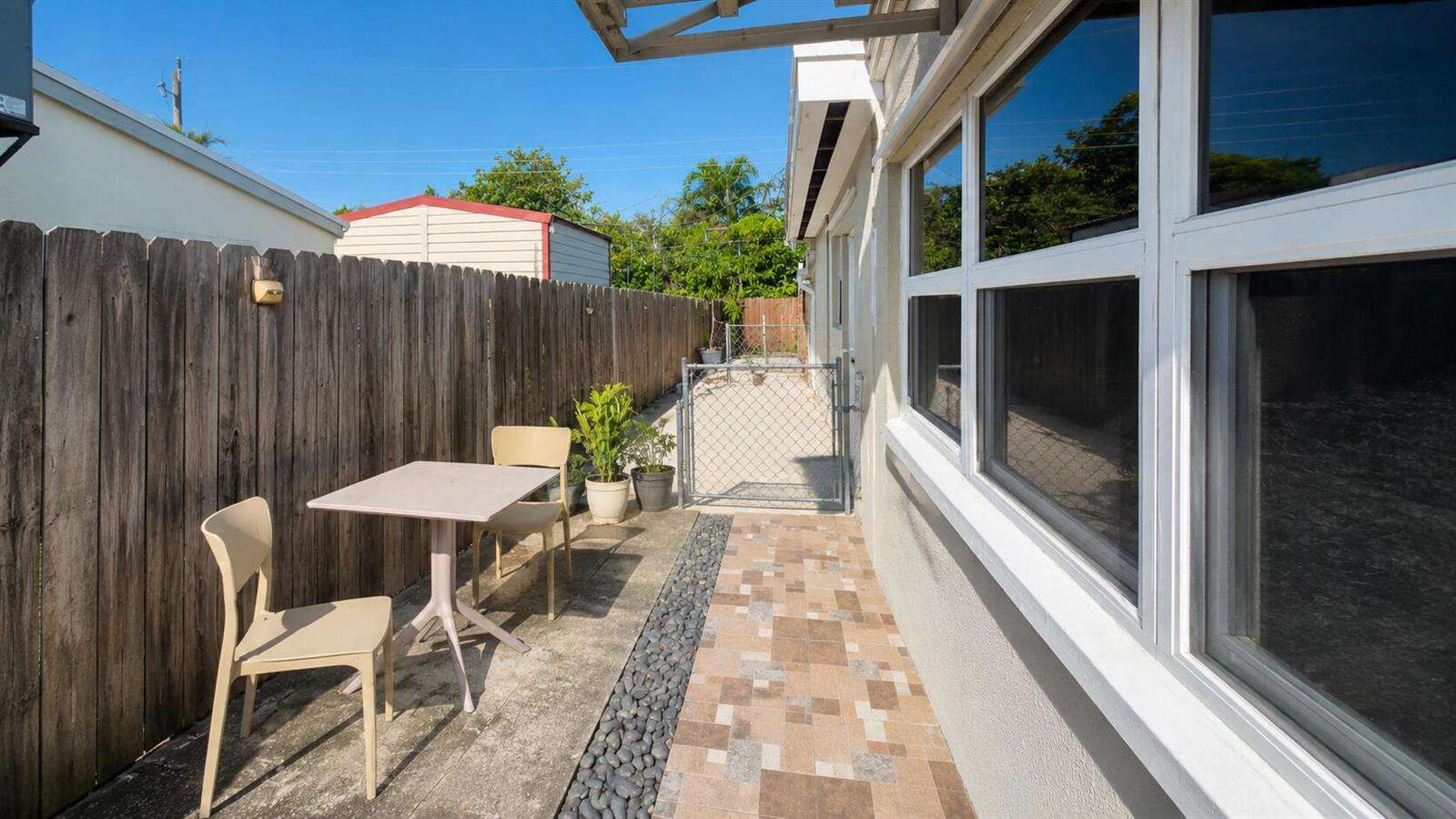 2311 58th, Hollywood, FL 33021 - For Sale photo 2