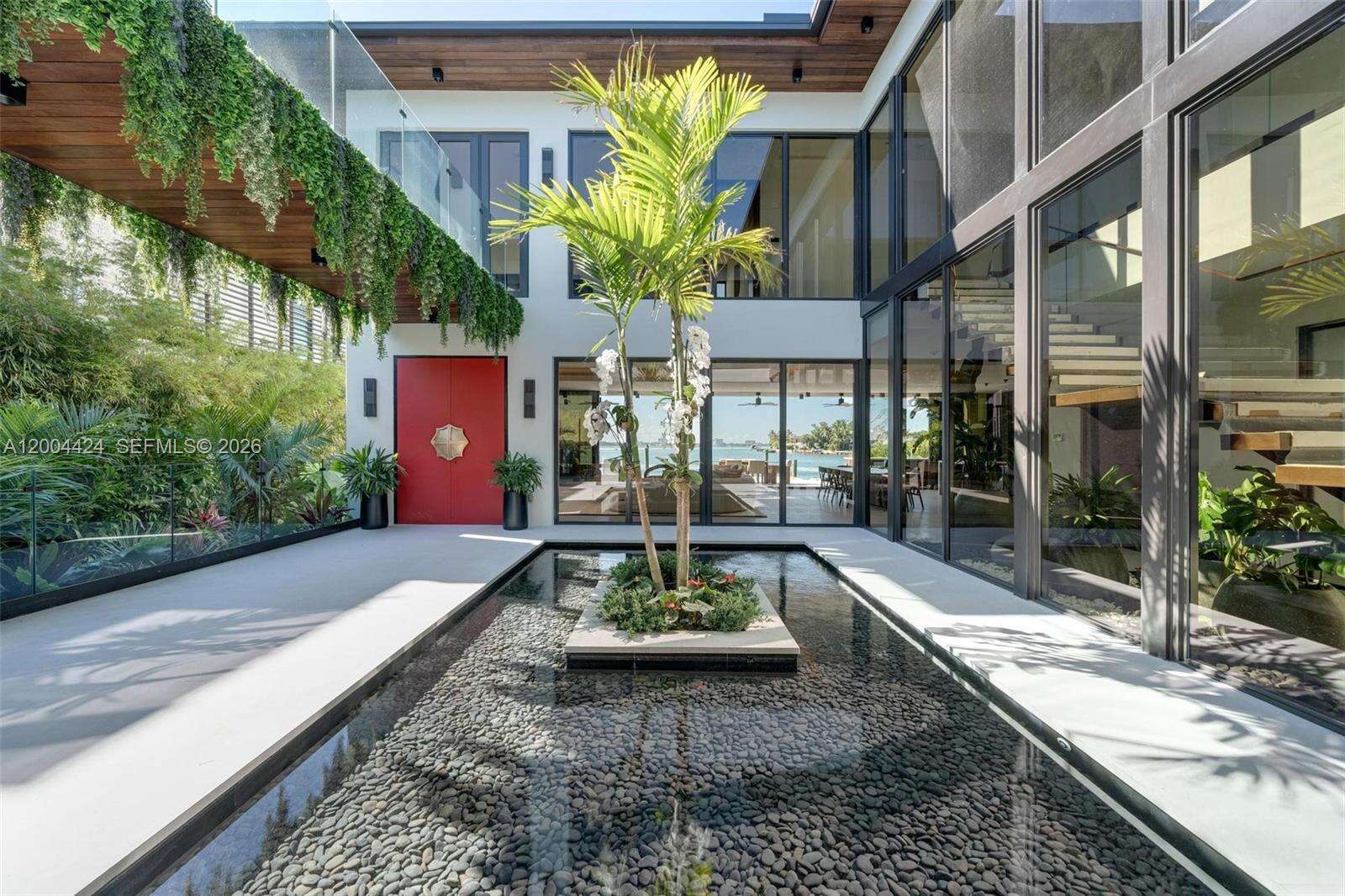 857 Shore Dr, Miami Beach, FL 33141 - For Sale photo 1