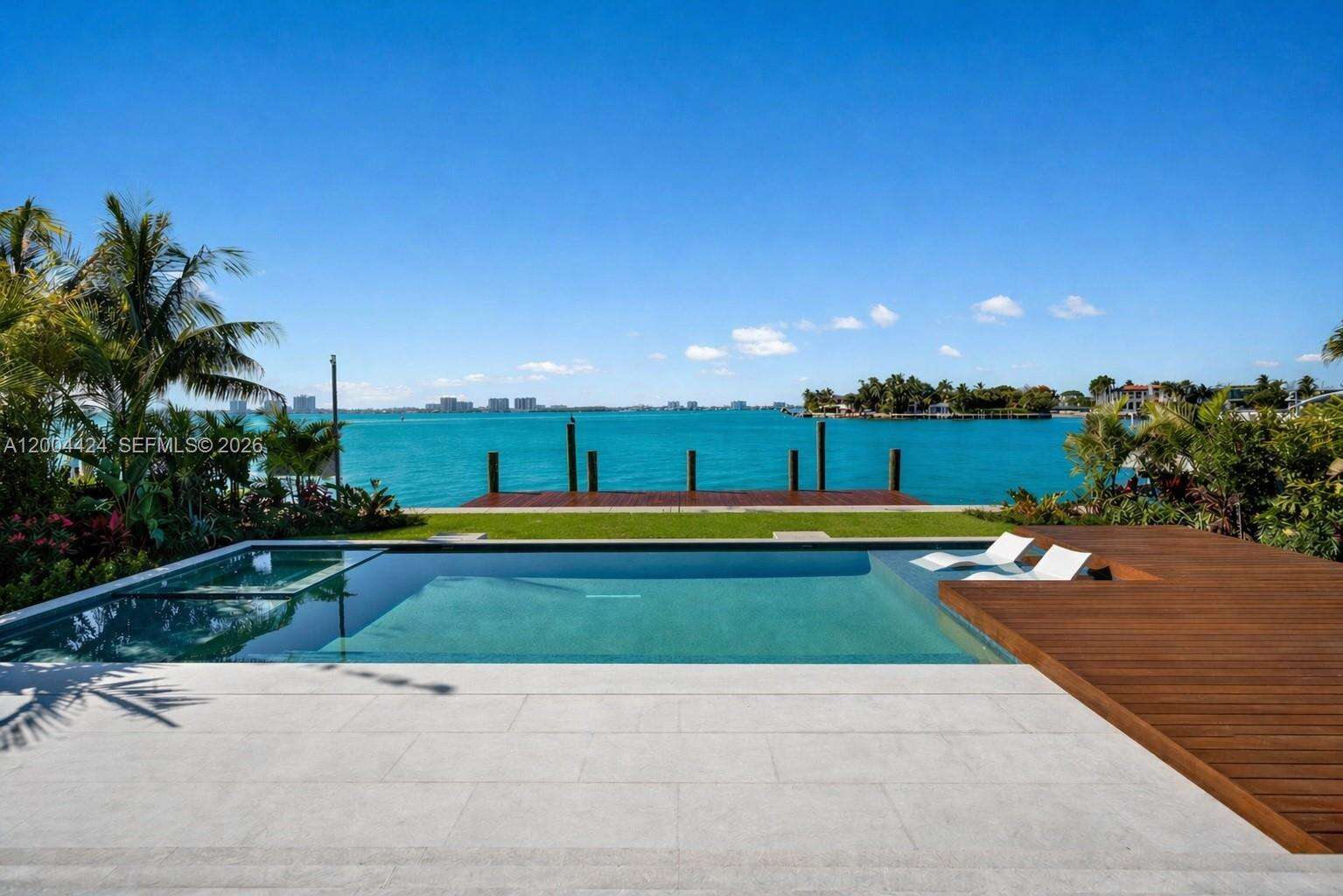857 Shore Dr, Miami Beach, FL 33141 - For Sale photo 6