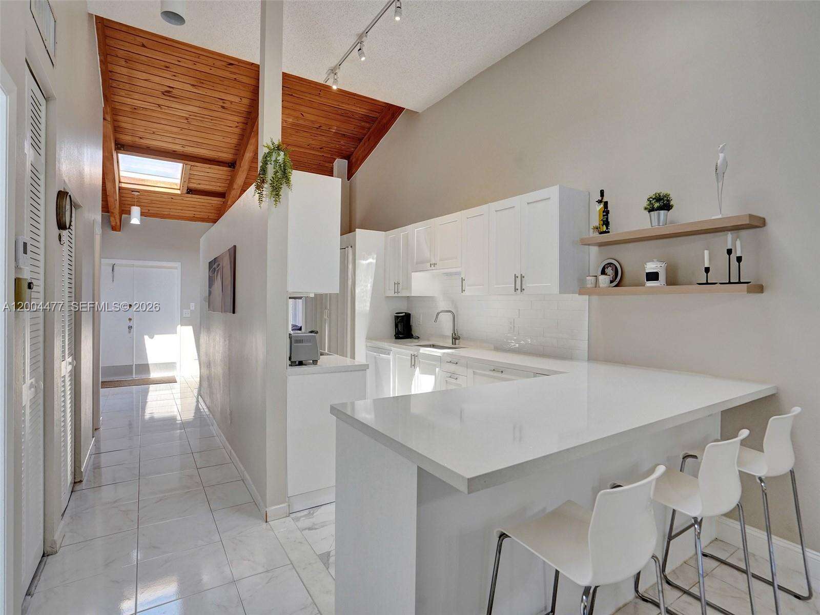 2667 Parkview Dr, Hallandale Beach, FL 33009 - For Sale photo 13