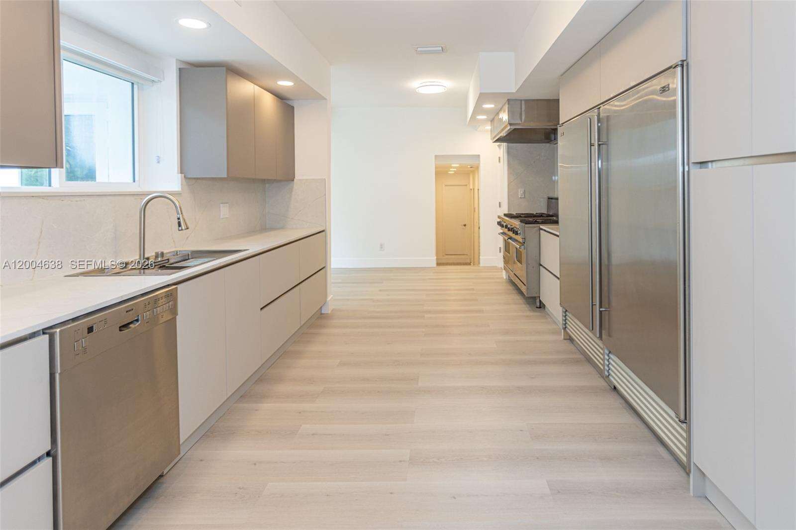 1690 Daytonia Rd, Miami Beach, FL 33141 | Picture 2