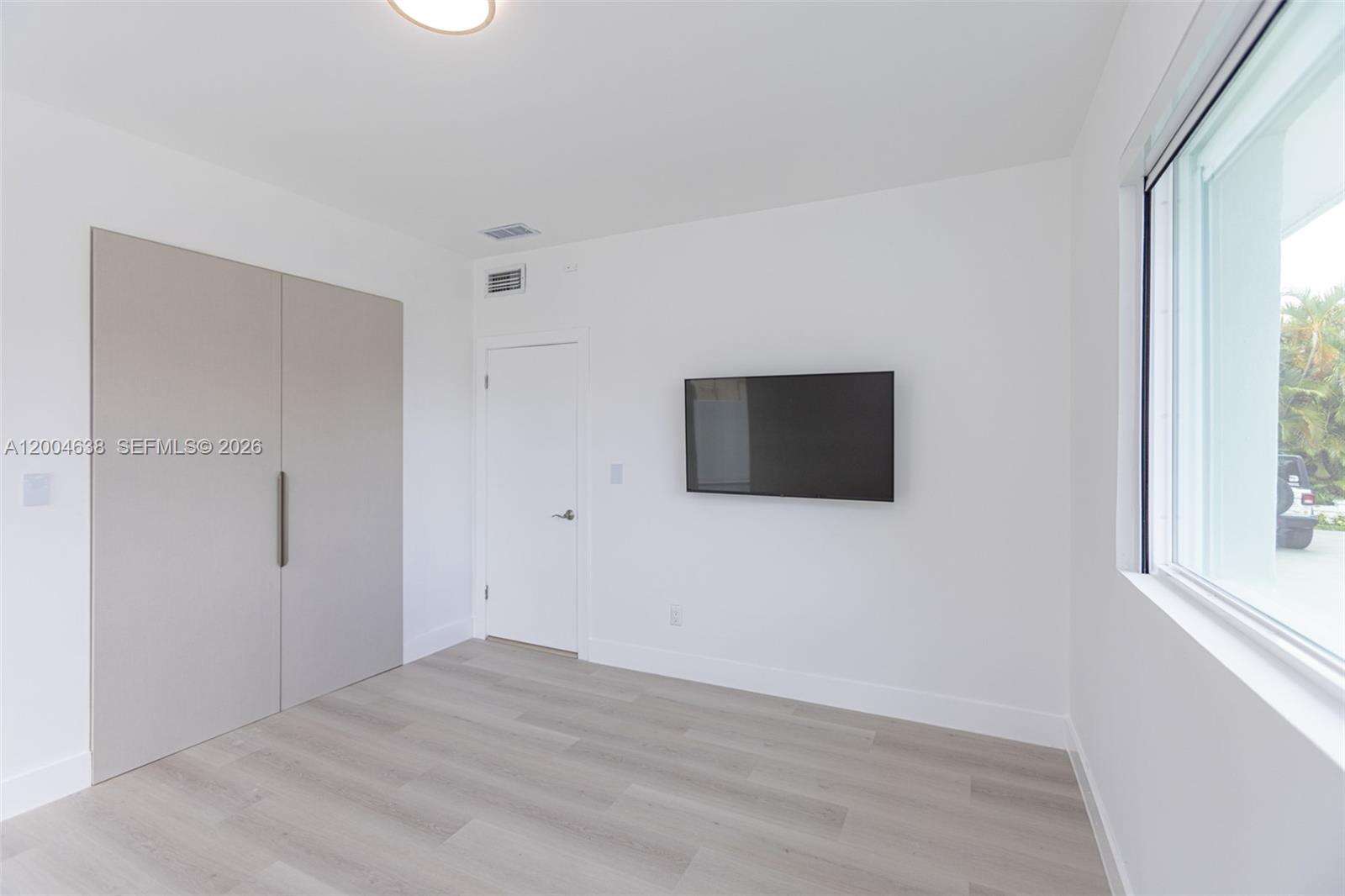 1690 Daytonia Rd, Miami Beach, FL 33141 | Picture 41