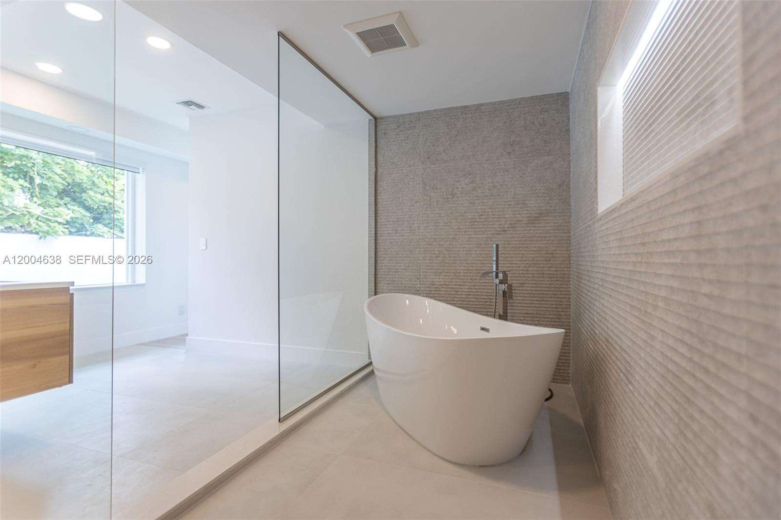 1690 Daytonia Rd, Miami Beach, FL 33141 | Picture 64