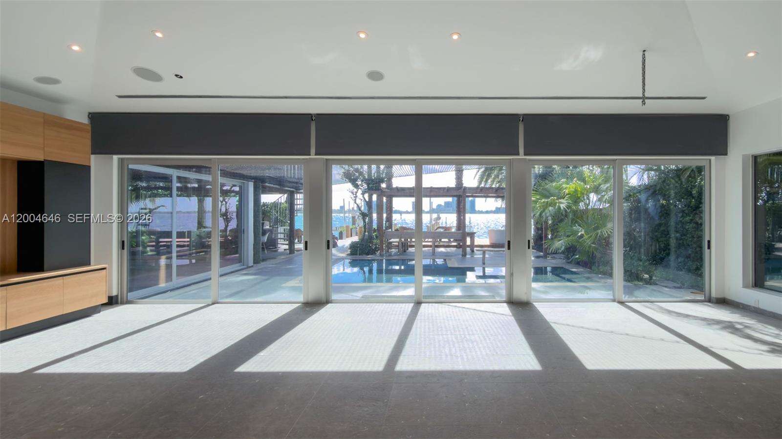 2440 Shore Ter, Miami Beach, FL 33141 | Picture 15