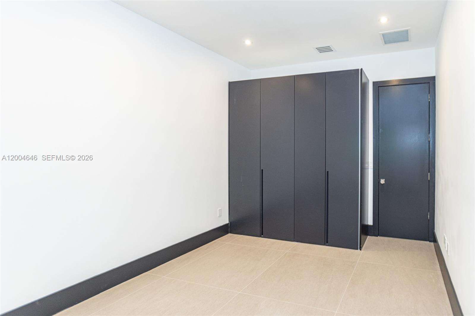 2440 Shore Ter, Miami Beach, FL 33141 | Picture 45