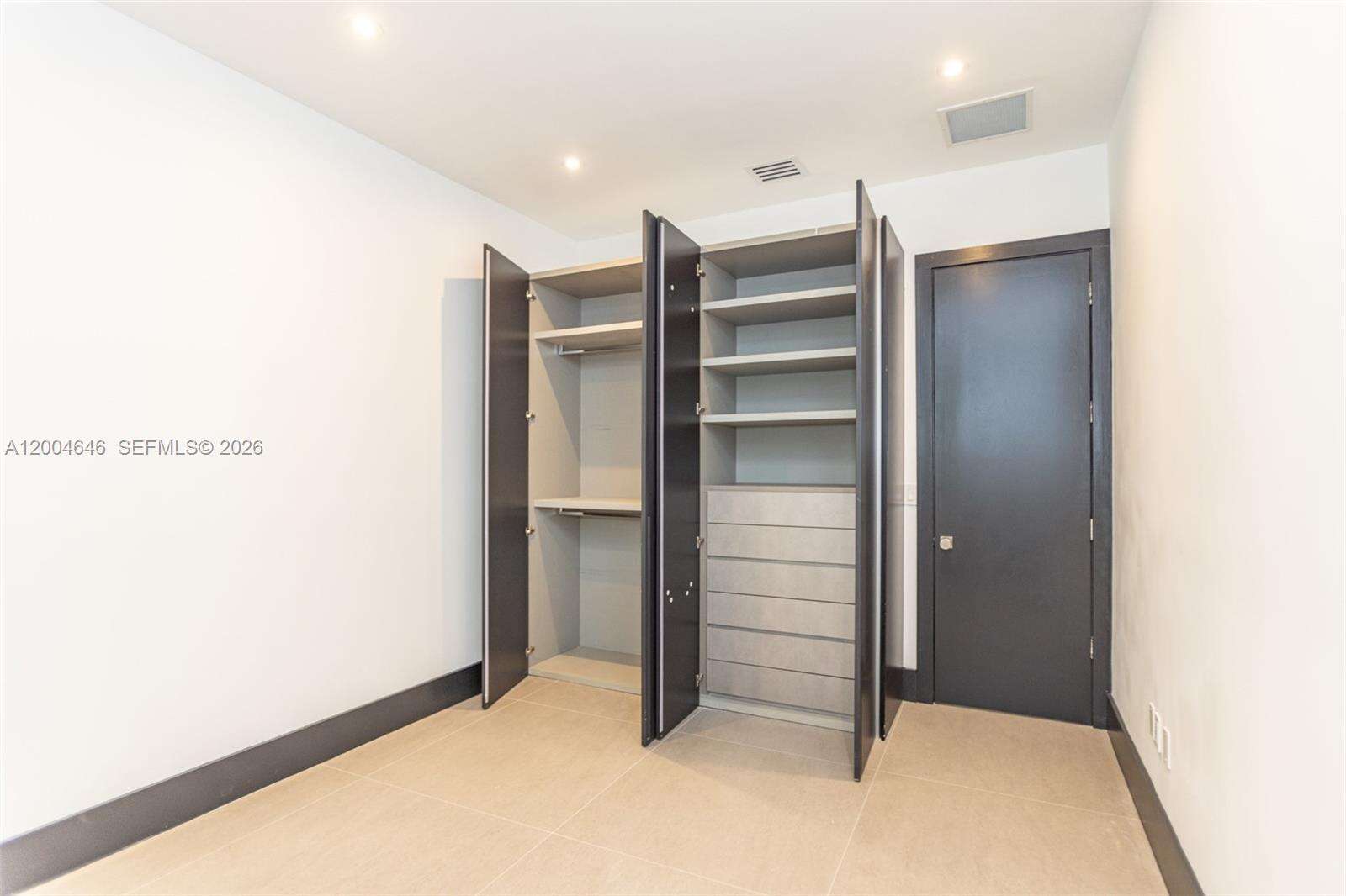 2440 Shore Ter, Miami Beach, FL 33141 | Picture 46