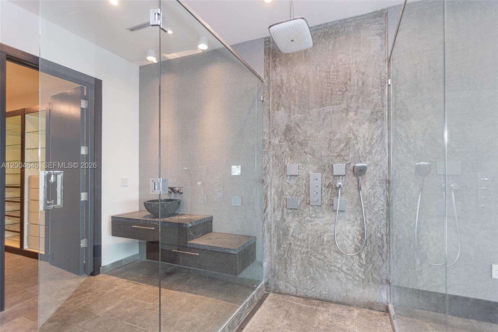 2440 Shore Ter, Miami Beach, FL 33141 | Picture 56