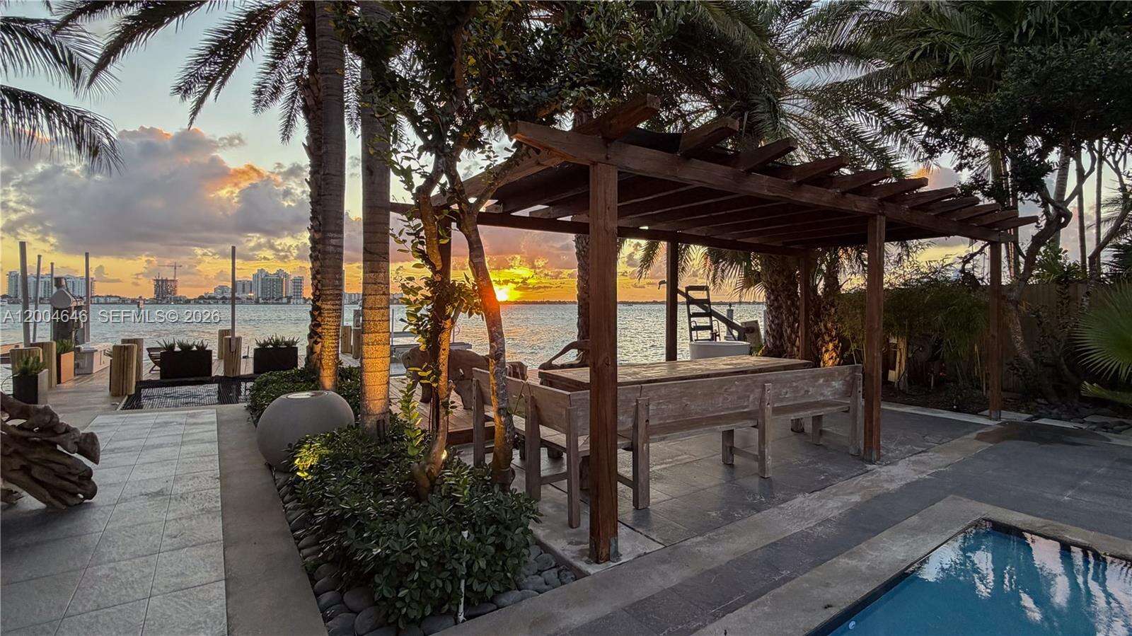 2440 Shore Ter, Miami Beach, FL 33141 | Picture 8