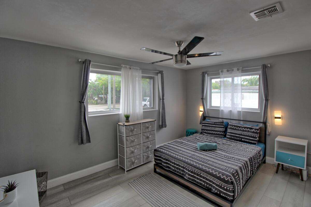 1324 24th, Hollywood, FL 33020 - For Sale photo 18