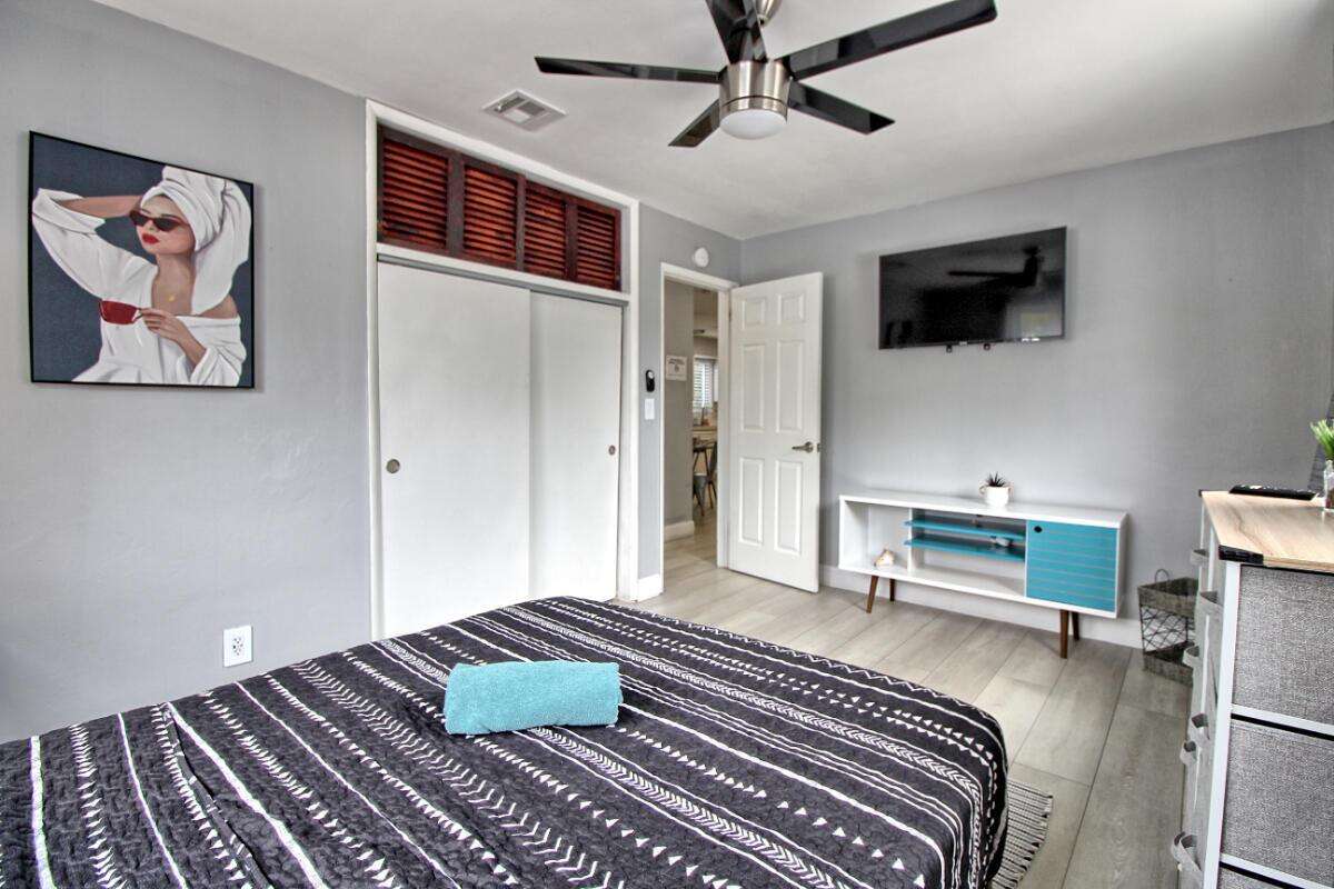 1324 24th, Hollywood, FL 33020 - For Sale photo 19